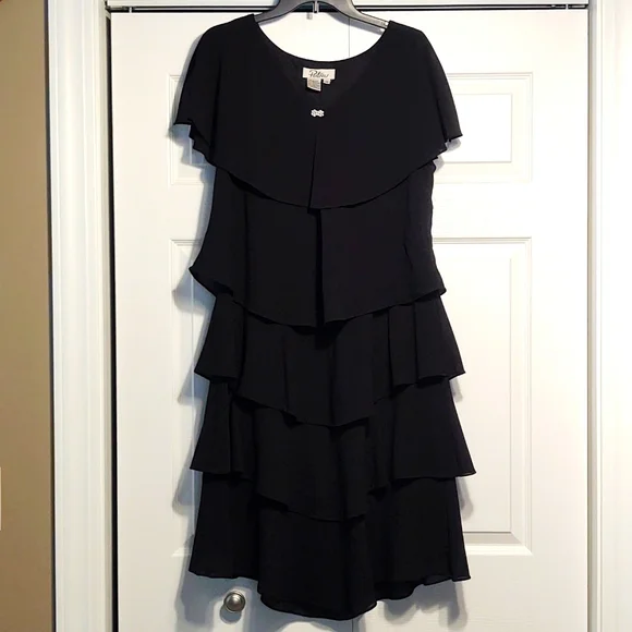 Patra Tiered Rhinestone Capelet Women's Dress Size 14 Black - Picture 2 of 5